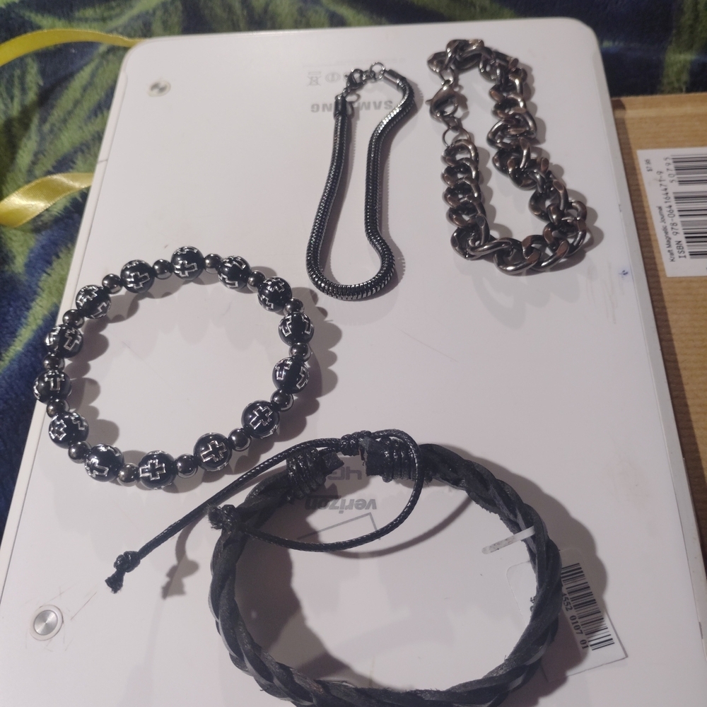 8.5in Stainless Steel Bracelet Set Mixed Black & Gunmetal Bracelet Set NWT